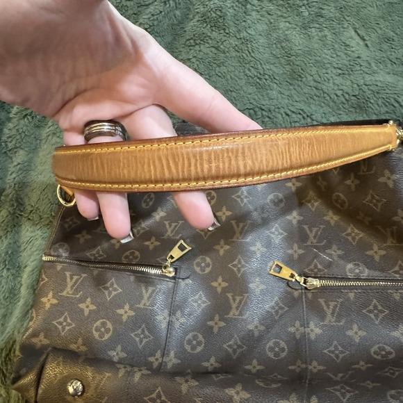 Louis Vuitton Melie Handbag Monogram Canvas LV - Picture 4 of 14